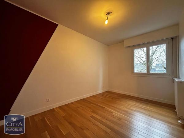 Appartement à louer 5 pièces 80m²
