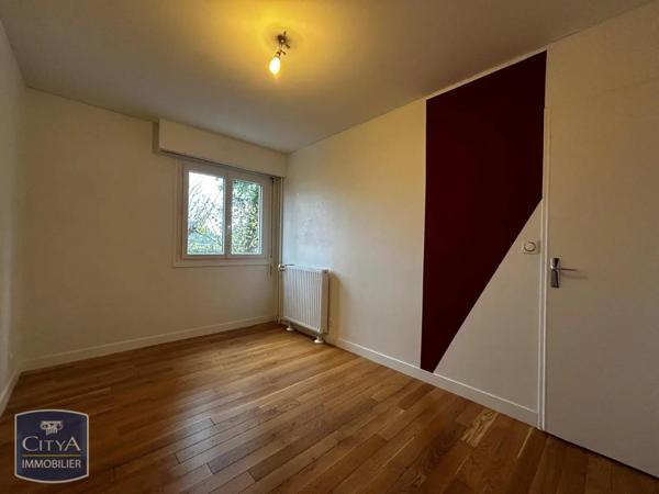 Appartement à louer 5 pièces 80m²