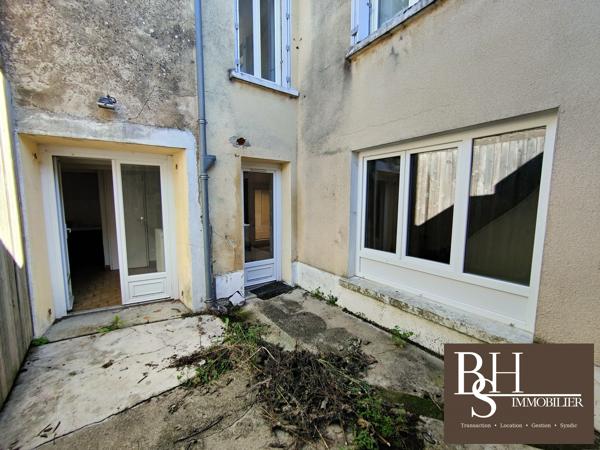 Maison d'environ 90m² à rénover avec terrasse