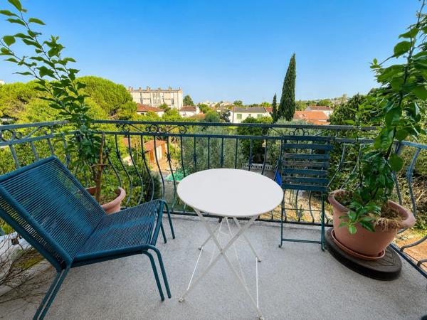 Toulouse Soupetard – Appartement familial T6 de 173 m² avec terrasse, piscine, jardin et garage