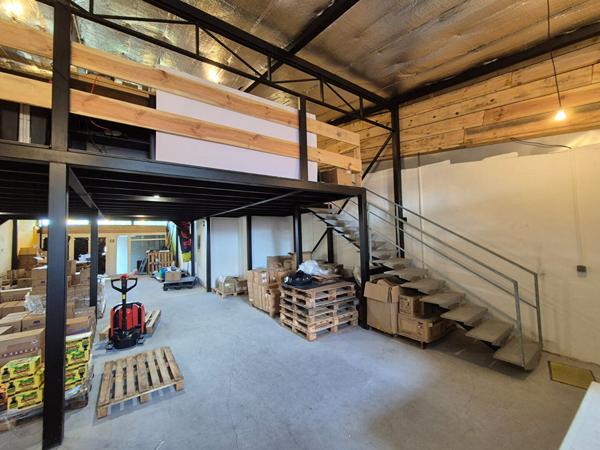 Location local commercial Fort-de-France - 190 m² - 4 768 €/mois