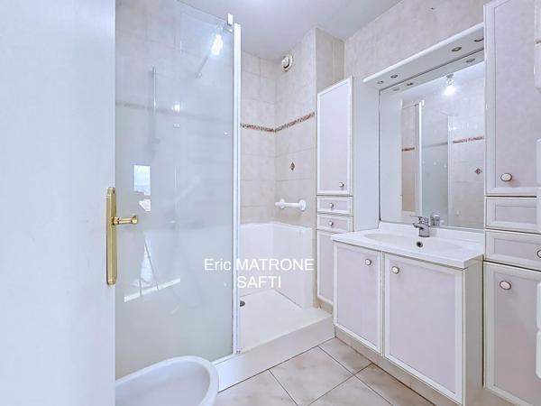 Appartement 4 pièces 81 m² avec parking