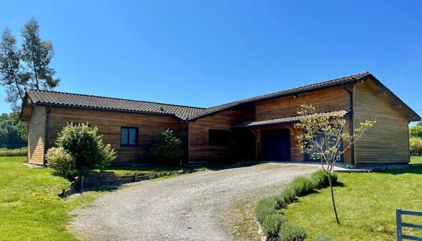 Maison bois design avec piscine, aucun travaux, à 5 min de Monflanquin (47150) – coup de cœur assuré.