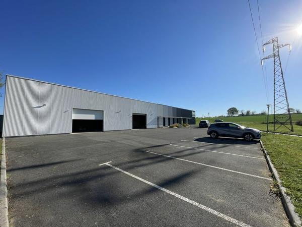 Local d'activites 500 m² à louer ACIGNE (réf : 35.7194)