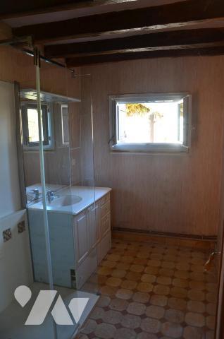 LANGEAIS SECTEUR LA ROUCHOUSE - Maison traditionnelle à rénover.