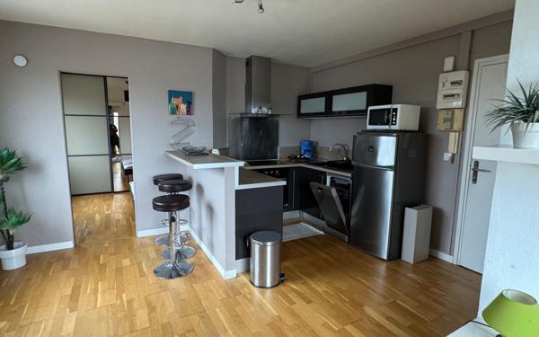 Appartement à vendre    2 pièces • 36,66 m2 Bordeaux