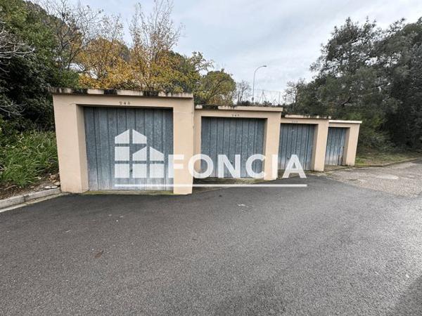 Location Parking - CHEMIN SAINT PIERRE Salon De Provence 13300