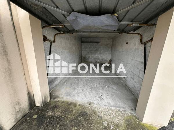 Location Parking - CHEMIN SAINT PIERRE Salon De Provence 13300