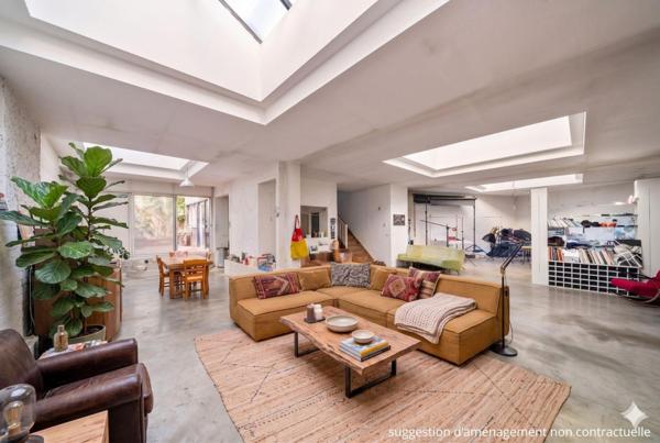 Loft avec verrières et cour secrète à la Butte aux Cailles