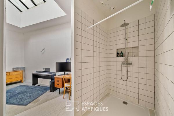 Loft avec verrières et cour secrète à la Butte aux Cailles