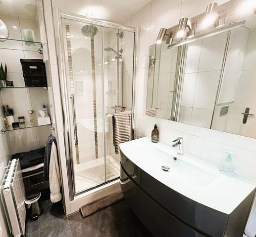 Appartement 4 Pièces La Londe-les-maures 83250