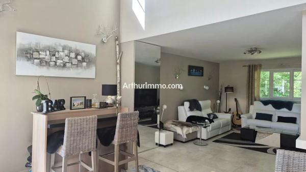 Vente Maison 6 pièces 195 m2 à Sucy-en-Brie