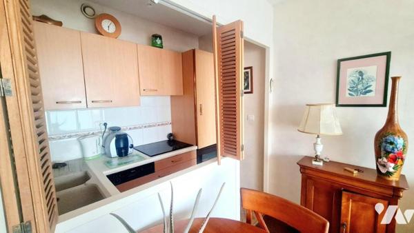 LA BAULE - FACE A LA MER - 2 PIECES AVEC BALCON.