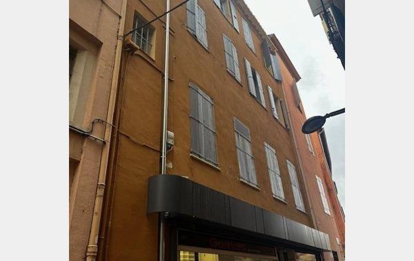 Vente Local commercial Immeuble en coeur de ville à rénové à rénover Perpignan   