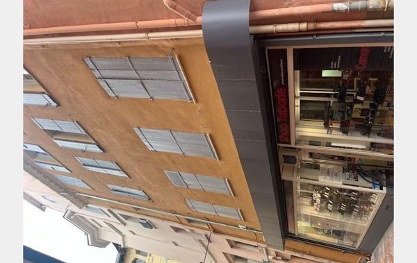 Vente Local commercial Immeuble en coeur de ville à rénové à rénover Perpignan   