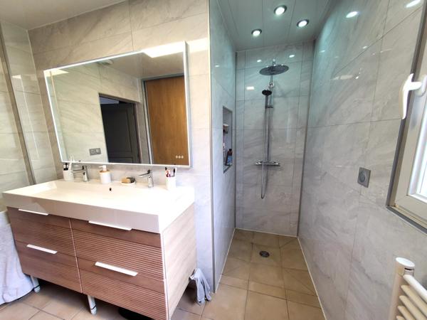 Grande Maison de 170m² avec jardin et garage double