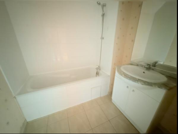 Appartement la Madeleine appartement de type 3 avec parking