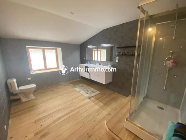 Vente Maison 6 pièces 192 m2 à Prignac