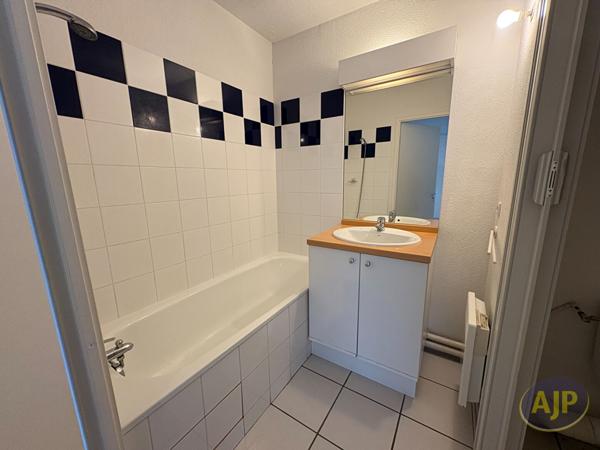 Location appartement Saint Andre De Cubzac : 594 € - AJP Immobilier Saint Andre de Cubzac