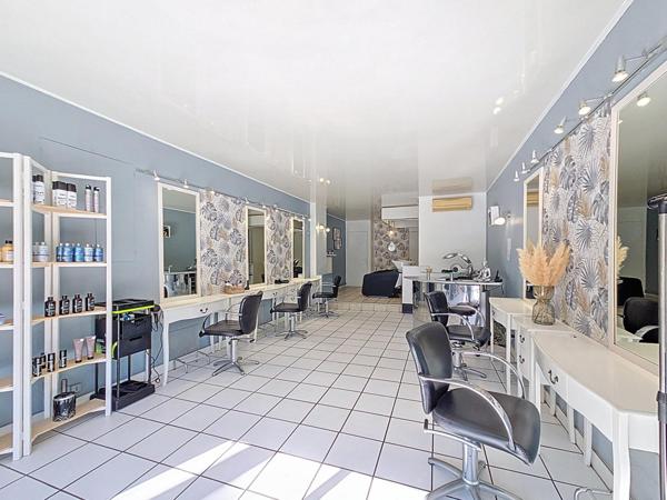 Fond de commerce coiffure Saintes centre