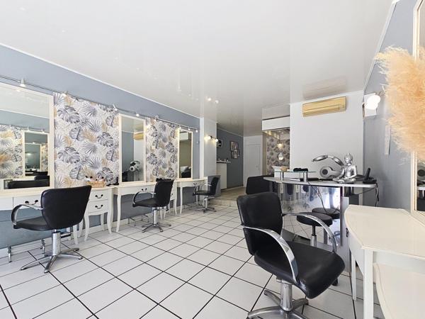 Fond de commerce coiffure Saintes centre