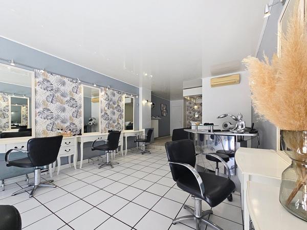 Fond de commerce coiffure Saintes centre