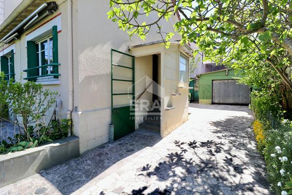 Maison à vendre à Champs sur Marne - 3 pièces, 46.83 m², terrain 251 m², garage et terrasse