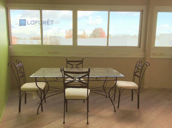 Location bureau Quincy-Voisins - 72 m² - 700 €/mois