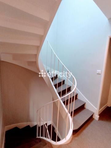 Maison 10 pièces - 210 m²