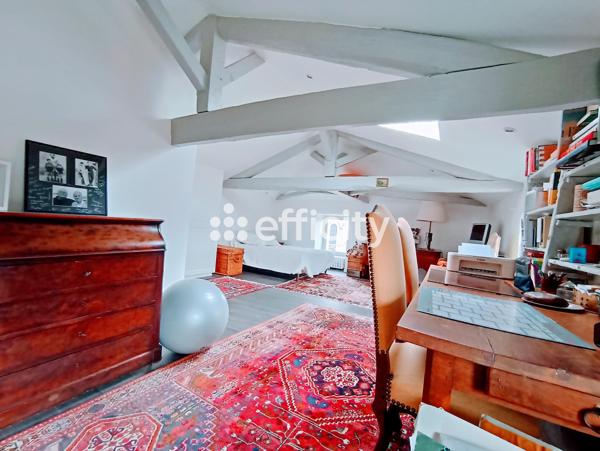 Maison 10 pièces - 210 m²