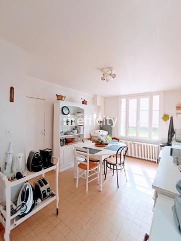 Maison 10 pièces - 210 m²