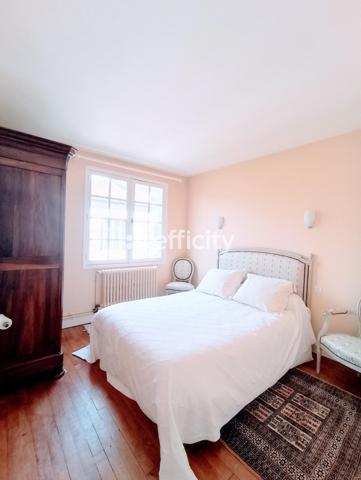 Maison 10 pièces - 210 m²