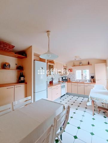 Maison 10 pièces - 210 m²