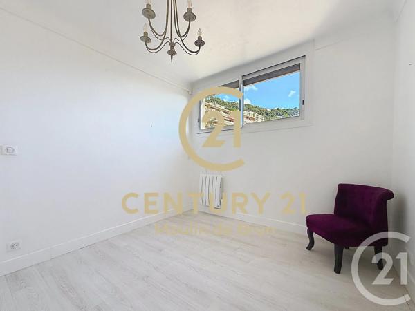Appartement F3 à vendre  3 pièces - 57 m 2   GRASSE  - 06