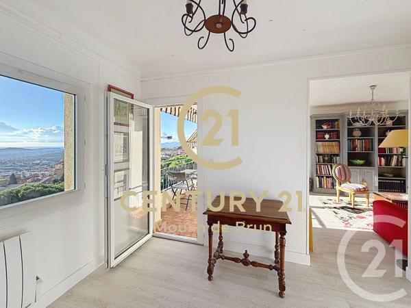 Appartement F3 à vendre  3 pièces - 57 m 2   GRASSE  - 06