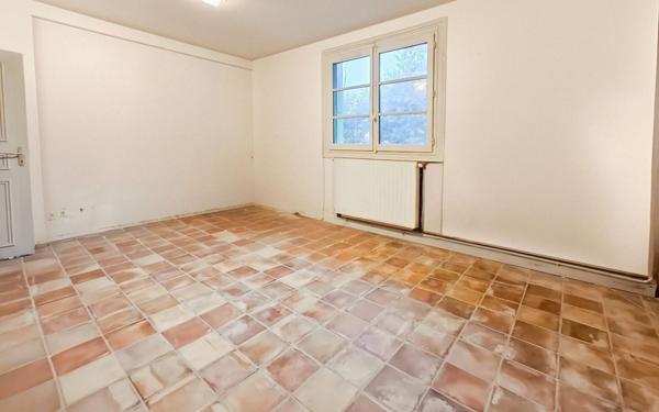 Maison à vendre    5 pièces •  Campsas