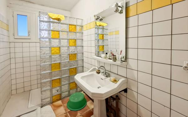 Maison à vendre    5 pièces •  Campsas