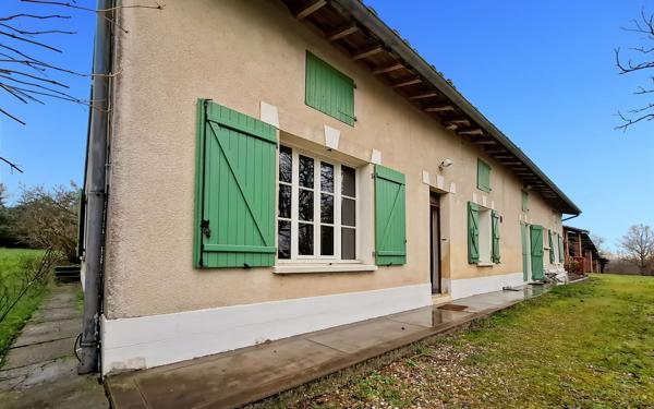 Maison à vendre    5 pièces •  Campsas