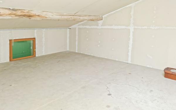 Maison à vendre    5 pièces •  Campsas