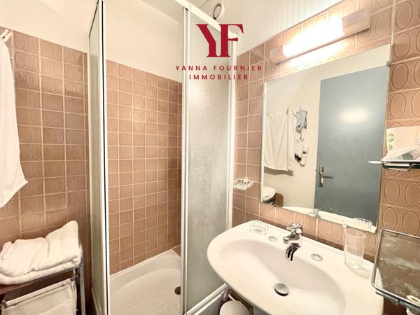 Paris (75013) PARIS 13 ÈME, PROCHE MONTSOURIS, APPARTEMENT T4, 81,50 M2, 3 CHAMBRES, BALCON, VERDURE, PARKING ET CAVE