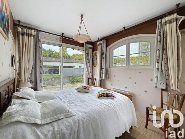 Maison à vendre 7 pièces 180 m² Mornac