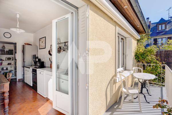 Viroflay - RD - Maison familiale €1 029 000 ** - Référence 672-C