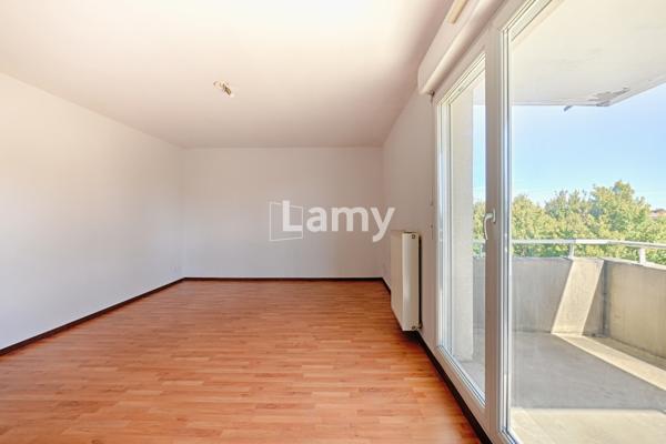Appartement t2 + parking sous sol