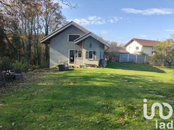 Maison traditionnelle 3 pièces de 116 m² à Feigères (74160)