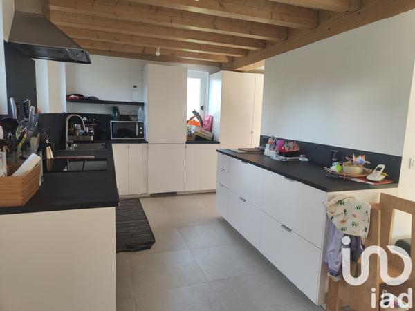 Maison traditionnelle 3 pièces de 116 m² à Feigères (74160)