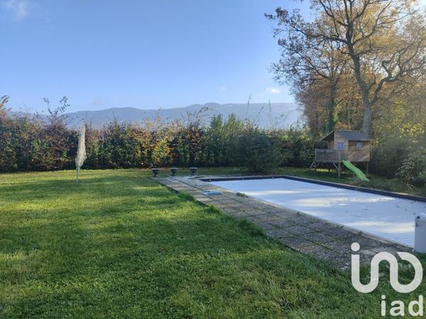 Maison traditionnelle 3 pièces de 116 m² à Feigères (74160)