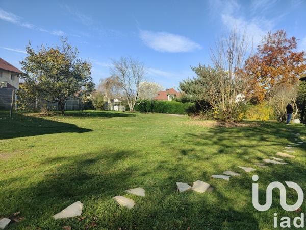 Maison traditionnelle 3 pièces de 116 m² à Feigères (74160)