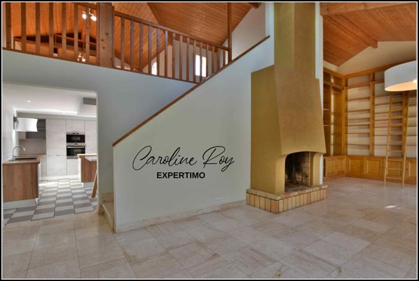 Clisson (44190) CLISSON Centre ville maison de 153 m² hab (3 ch, bureau et mezzanine), dépendance et jardin clos/arboré d'envi