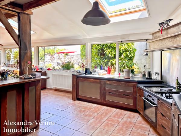 Charme de l’ancien et confort contemporain pour cette magnifique maison familiale