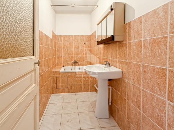 Appartement Marseille 2 pièces 43,44 m2 avec exterieur